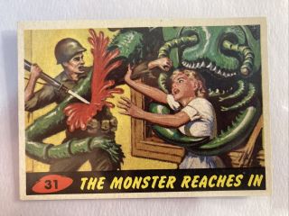 1962 Topps Mars Attacks Card 31 The Monster Reaches In (vg/ex)