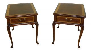 F30852ec: Pair Thomasville Banded Mahogany 1 Drawer End Tables
