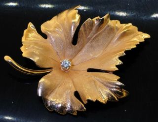 Tiffany & Co.  Vintage 14k Yg 0.  15ct Vs1/f Diamond Solitaire Leaf Brooch