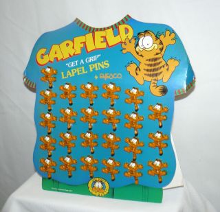 Enesco Garfield Get A Grip Lapel Pins With Stand Rare 1978