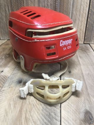 Rare Vintage Cooper Sk 120 Senior Red Helmet Hurling Canada Hockey Style Chin
