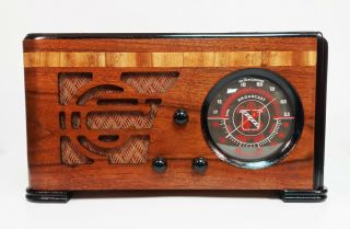 Old Antique Wood Trav - Ler Vintage Tube Radio - Restored & Deco Table Top
