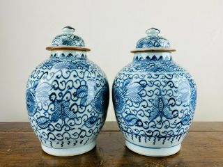 Antique Chinese Porcelain Ginger Jars Lidded Vase Blue and White Kangxi 6