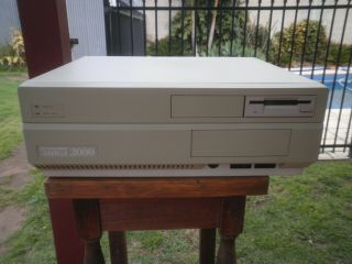 Vintage Commodore Amiga 2000 Pc All Serial Number 123
