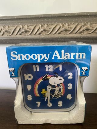 Vintage Peanuts Snoopy Alarm Clock Equity Htf Football Woodstock Green