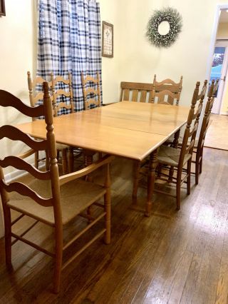Vtg Farmhouse Light Oak Drop Leaf Gateleg Dining Table 7 Woven Fiber Rush Chairs