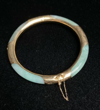 Vintage 14k Yellow Gold Jadeite Jade Hinged Bangle Cuff Bracelet