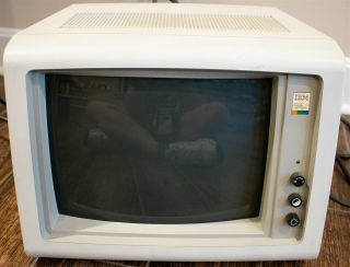 Vintage IBM 5153 CGA Color Monitor 2