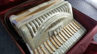 Made In Italy Vintage Titano Lm 120 41 108 Golden Accordion With Strap And Case