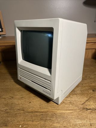 Vintage Apple Macintosh SE | Keyboard | Mouse | Disks | | Complete 2