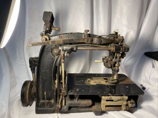 Barn Find Union Special Vintage Sewing Machine Model 9500 Gz