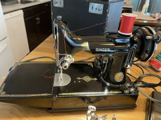 Vintage 1941 Singer 221 Featherweight Sewing Machine Af870564
