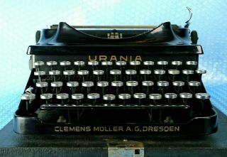Rare Vintage Urania Clemens Müller Ag Dresden Typewriter From Germany 1930s
