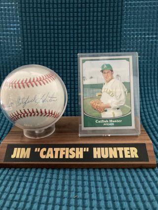 Jim “catfish” Hunter Signed Baseball Oal Brown Oakland A’s Autograph Mma