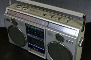 Panasonic Platinum RX - 5050 Vintage Cassette Boombox 1980 ' s.  Video 4