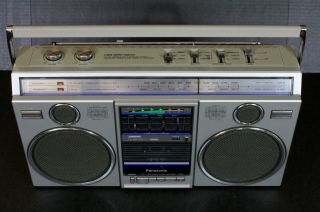 Panasonic Platinum RX - 5050 Vintage Cassette Boombox 1980 ' s.  Video 6