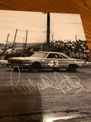 Richard Petty Signed Autographed 8x10 Photo Nascar Hall Of Fame 2010 The King 2