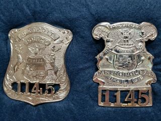 Vtg Obsolete Detroit Metropolitan Police Tuebor Badge Set 1145 Cop Michigan