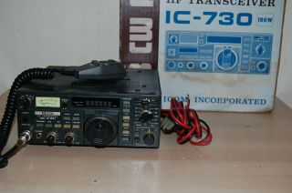 Icom Ic - 730 Vintage Ham Radio Hf Transceiver W/ Mic