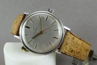 Vintage Omega Geneve 131.  019 Stainless Steel 34mm Watch.  Circa 1964