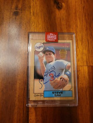 Steve Sax Signed Auto 2019 Topps Archives Signature Series Card 09/24