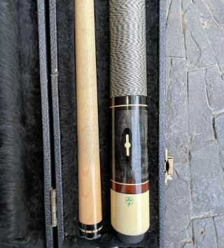 Vintage Mcdermott Pool Cue With Hard Case D Series