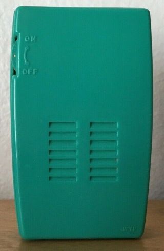 1960 Crown TR - 555 (5 Transistor) - Vintage Transistor Radio - Turquoise - 6