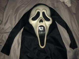 Vintage Scream Ghost Face Mask Fun World Div Fearsome Faces.