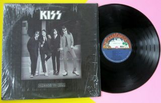 Kiss Dressed To Kill 1975 Lp Still In Shrink Embossed Cover Minus 9759