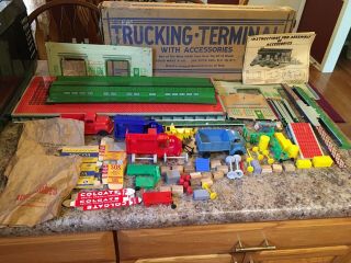 Vintage Marx Freight Terminal Playset With Box And Accessories
