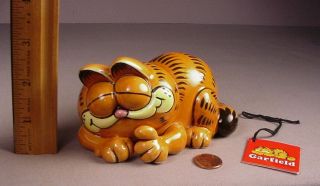 Enesco Garfield Cat Ceramic Figure Sleeping 1981 Cartoon Figurine 5 " Long Catnap