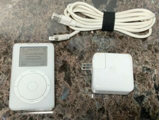 Apple Ipod Classic 1st Gen Vintage Scroll Wheel M8541 5gb White M8513ll/a 2001