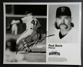 Rod Beck Vintage Signed 8x10 San Francisco Giants Team Photo - Autograph D.  2007