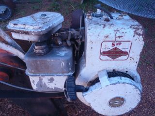 Rare Vintage Briggs & Stratton Engine 5 Hp 4 Cycle Engine