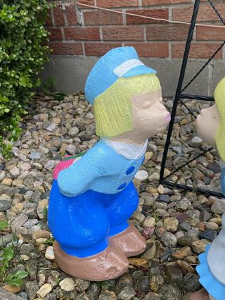 Cement lawn Ornament Dutch Boy And Girl Kissing Vintage 2