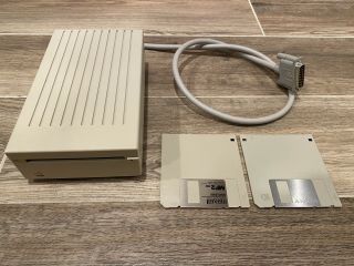Apple Superdrive External 1.  4mb Fdhd Disk Drive G7287 Vintage Mac Iigs Read