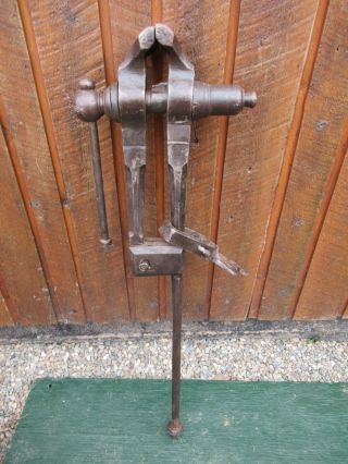 Vintage Blacksmith 40 " Long Weighs 40 Pounds Post Leg Stump Vise W/ 4 1/2 " Jaws