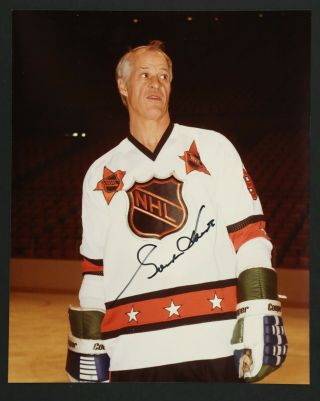 Gordie Howe Autographed Nhl Hockey Photo W/ Psa Cert