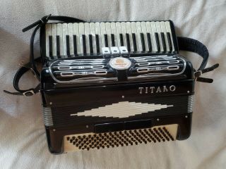 Vintage Titano Accordion Mother Of Pearl Keys Organette Tube Chamber