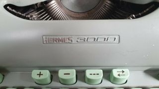 Vintage Hermes 3000 Typewriter With Carry Case & Instructions Brushes 3