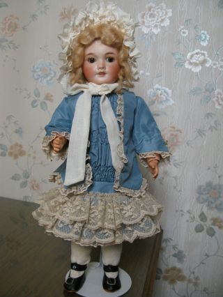 16 " Antique French Doll Circa 1900 S.  F.  B.  J.  301