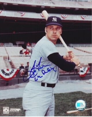 Tom Tresh Signed York Yankees 8x10 Photo With Rookie Of The Year - Deceased