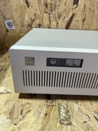 Vintage IBM Personal Computer AT 5170 3