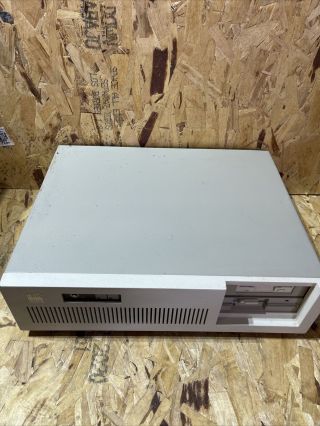 Vintage IBM Personal Computer AT 5170 4