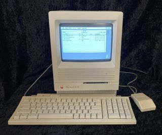 Vintage 1990 Apple Macintosh Se/30 M51119 —