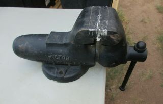 Vintage Wilton Bullet Vise Bench Vise 4 " Jaws Stationary Base