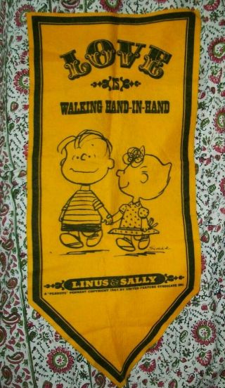 Vintage 1967 Peanuts Linus Sally Yellow Felt Pennant Banner Charlie Brown Schulz