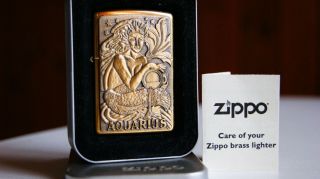 Zippo Vintage Barrett Smythe 1998 Zodiac Aquarius 254bbs B173 High Polish Brass