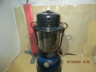 COLEMAN 243A MICA GLOBE LANTERN - IN AS FOUND SHAPE,  BUT PUMPS UP,  VALVES WORK 6
