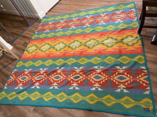 Vintage Pendleton Beaver State Robes And Shawls Approx 87x86 Blanket